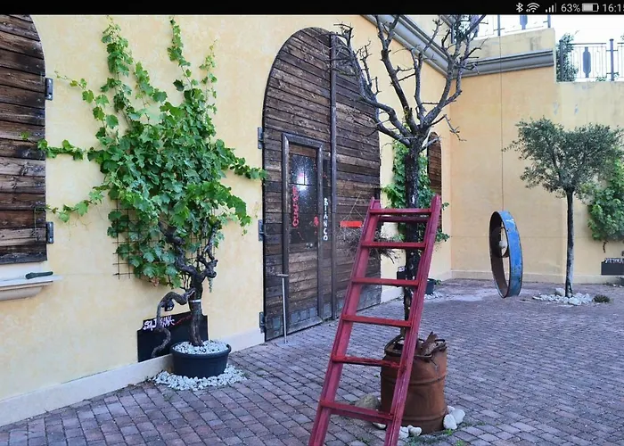 Agricola Lanciani Çiftlik konaklama Montefiore dellʼAso